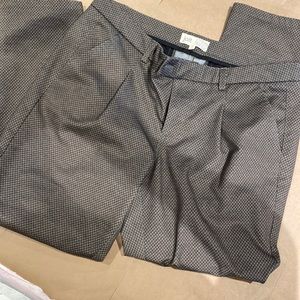 JOLT size 9 cropped dress pants with green black print